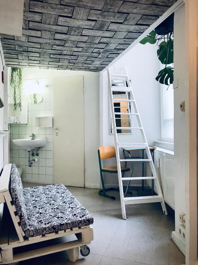 Lekkerurlaub Hostel *